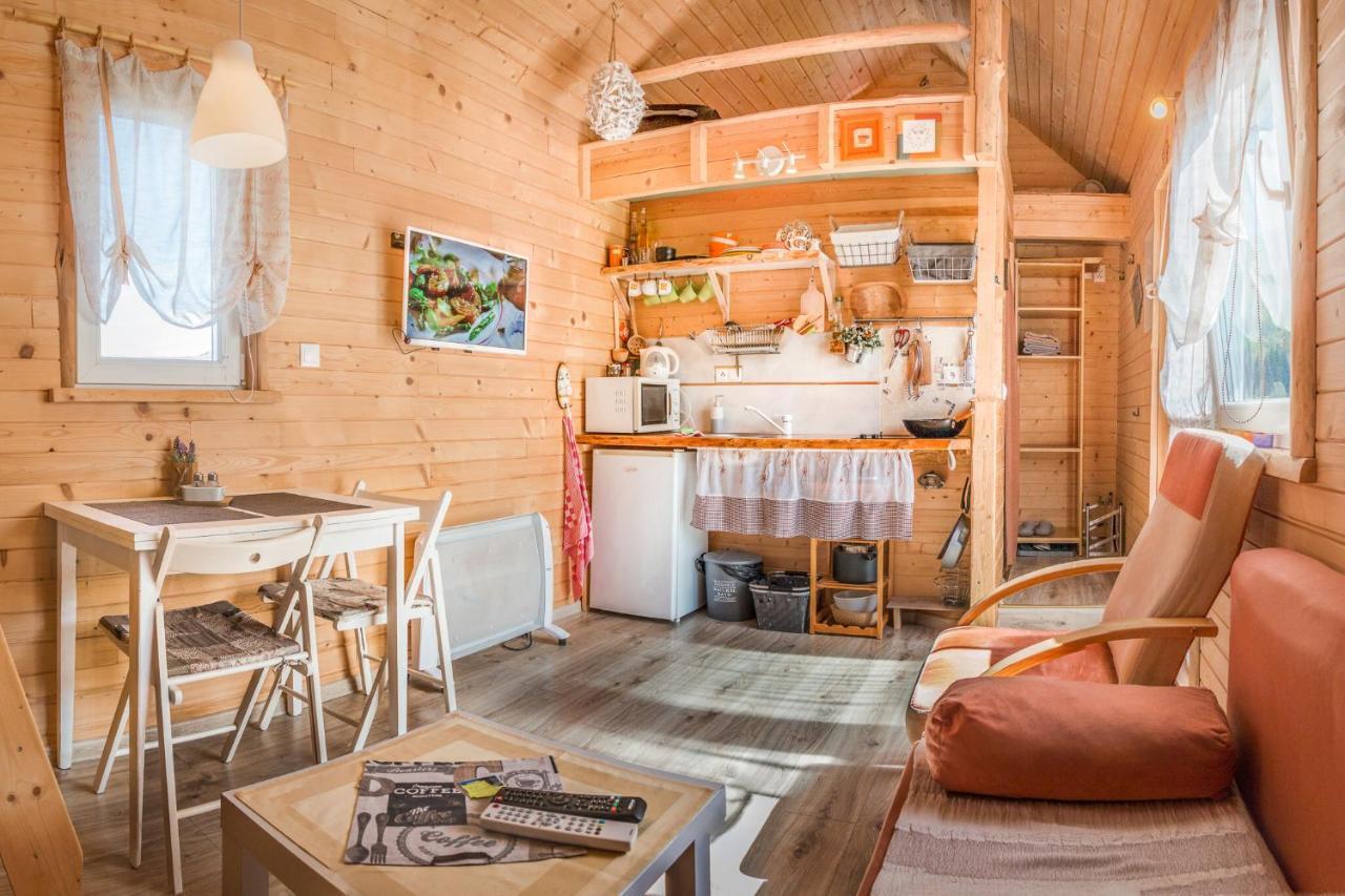 Вилла Tiny House Lavender Podturen Экстерьер фото