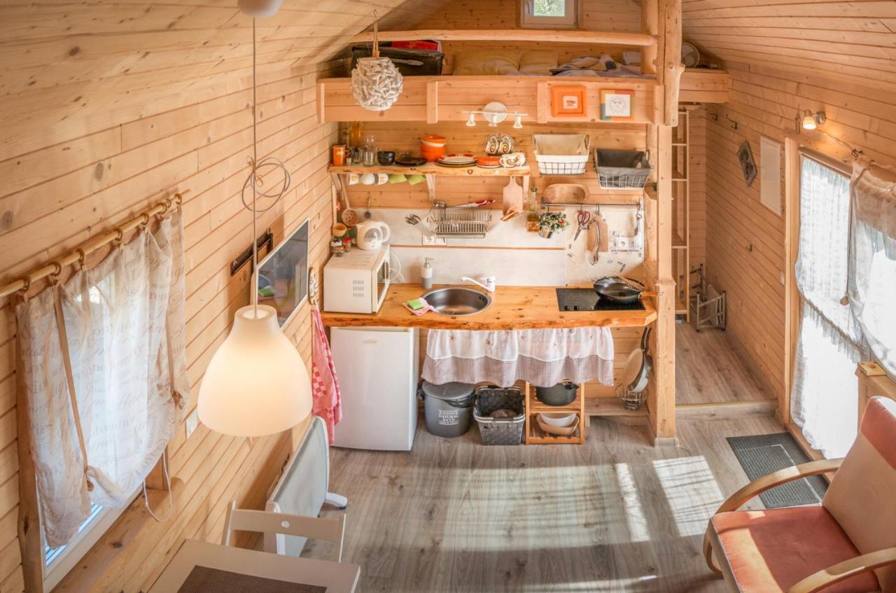 Вилла Tiny House Lavender Podturen Экстерьер фото